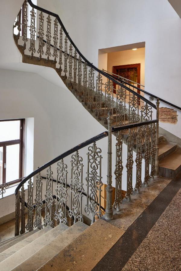 Beautiful Restored - Close To Metro - II Viena Exterior foto